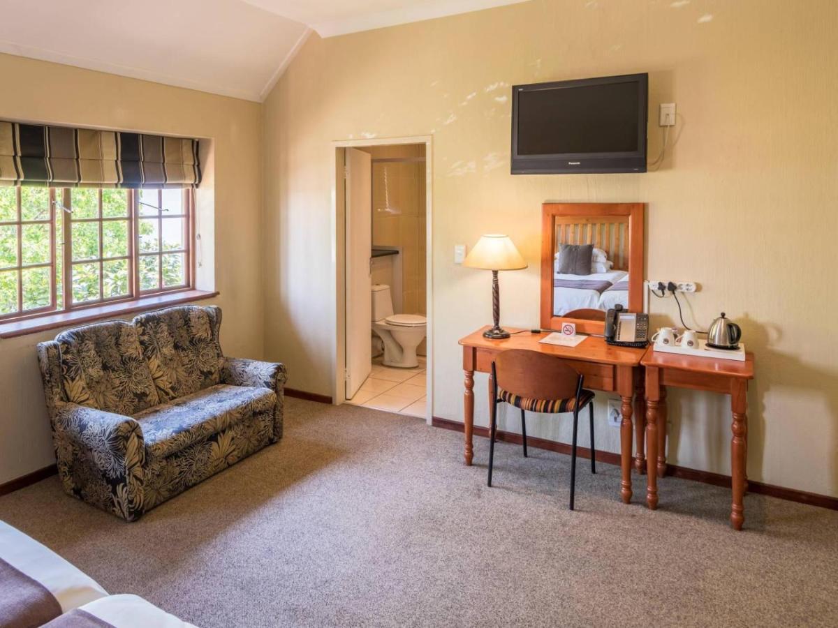 Constantia Hotel And Conference Centre มิดแรนด์ ภายนอก รูปภาพ