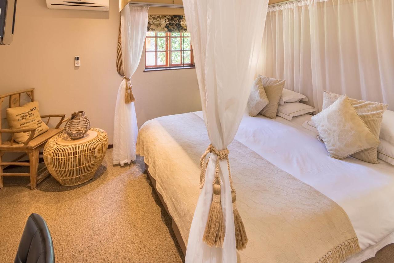 Constantia Hotel And Conference Centre มิดแรนด์ ภายนอก รูปภาพ
